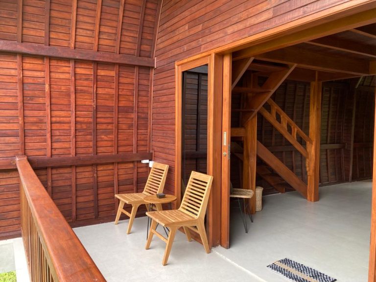 11-FamilyBungalow